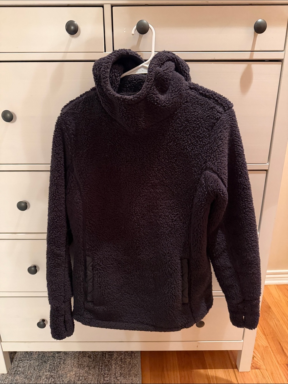 Plush Teddy Pullover Jacket - Black